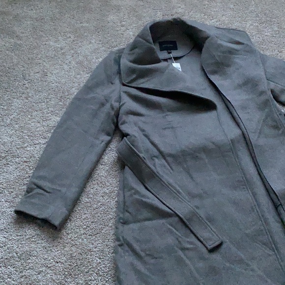 Banana Republic Coat - Picture 13 of 16